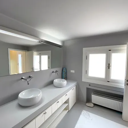 Σπίτι διακοπών Seafront Vagart By Goutos Aghios Emilianos (Peloponnese)