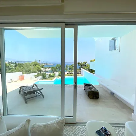 Seafront Vagart By Goutos Aghios Emilianos (Peloponnese)