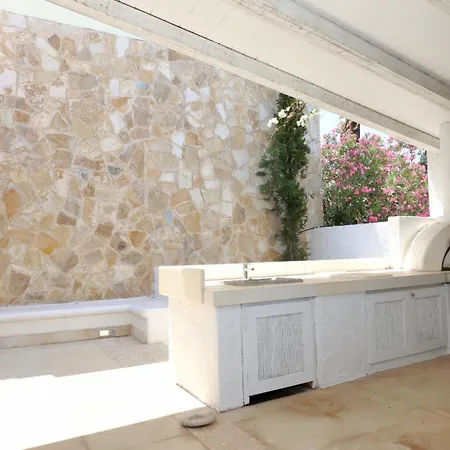 Seafront Vagart By Goutos Aghios Emilianos (Peloponnese)