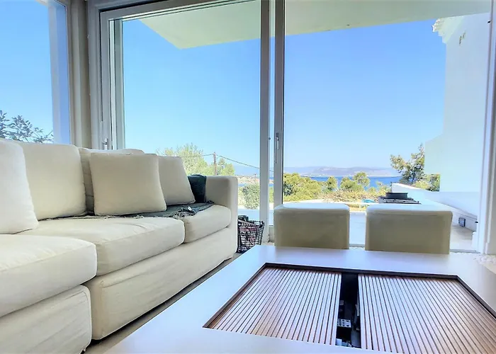 Seafront Vagart By Goutos Feriehus