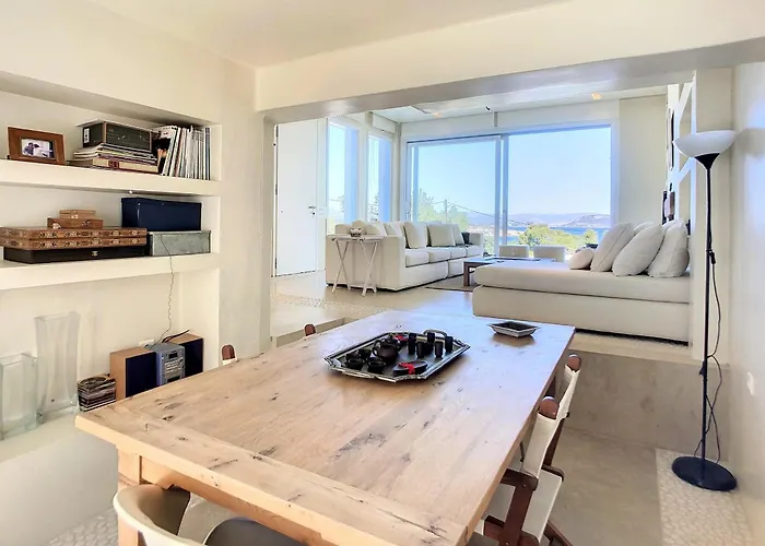 Seafront Vagart By Goutos בית נופש