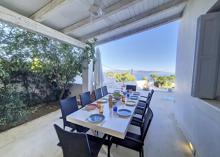 Seafront Vagart By Goutos * Aghios Emilianos (Peloponnese)