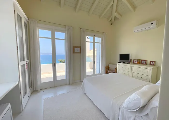 Casa vacanze Seafront Vagart By Goutos *