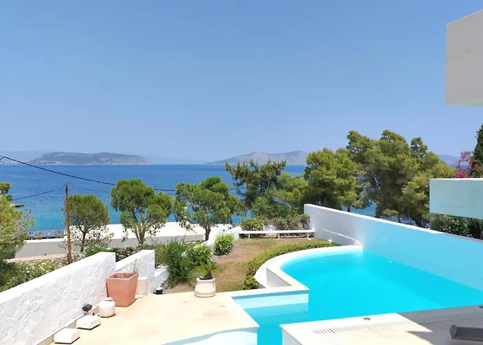 Seafront Vagart By Goutos